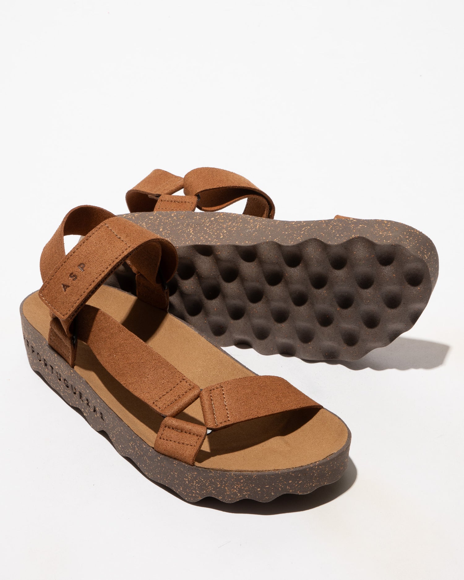 Clew L Castanho AS PORTUGUESAS