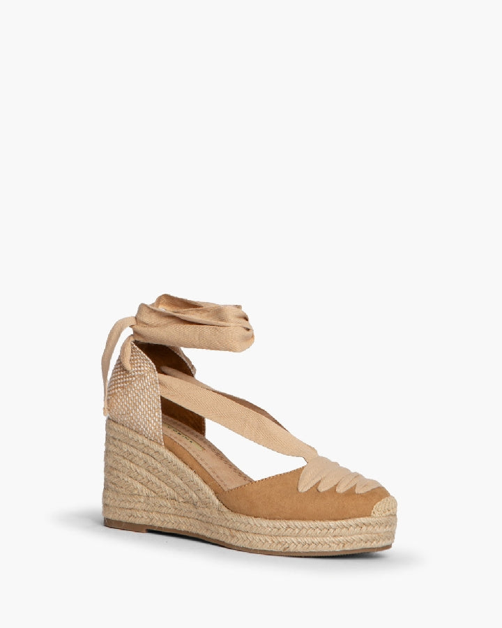 Sandálias Larissa Camel