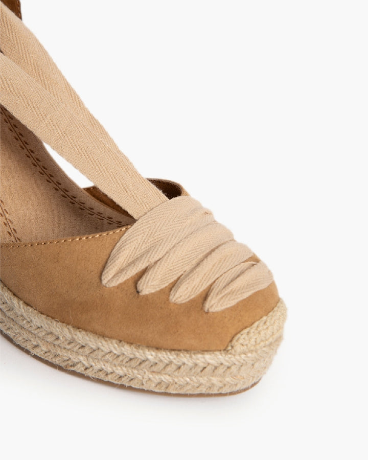 Sandálias Larissa Camel