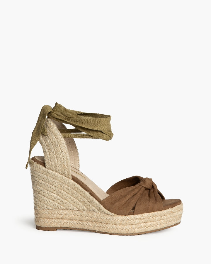 Sandálias Lola Camel