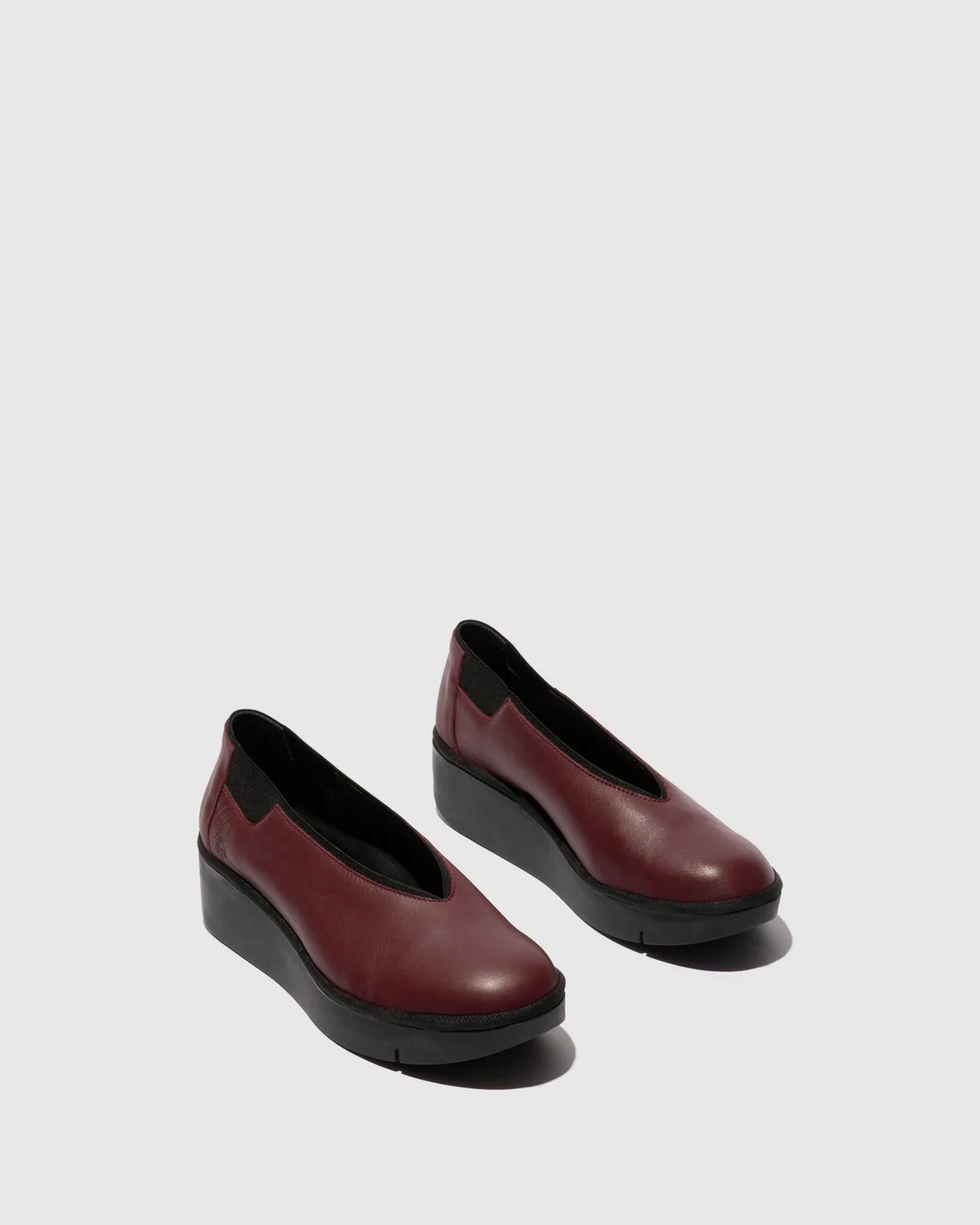 Sapato Slip-on Bordo JURY470FLY