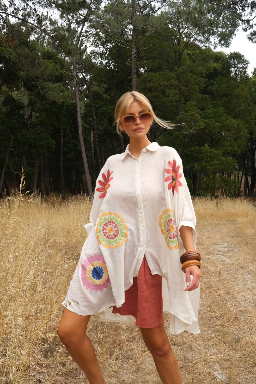 Camisa Flores Bordadas