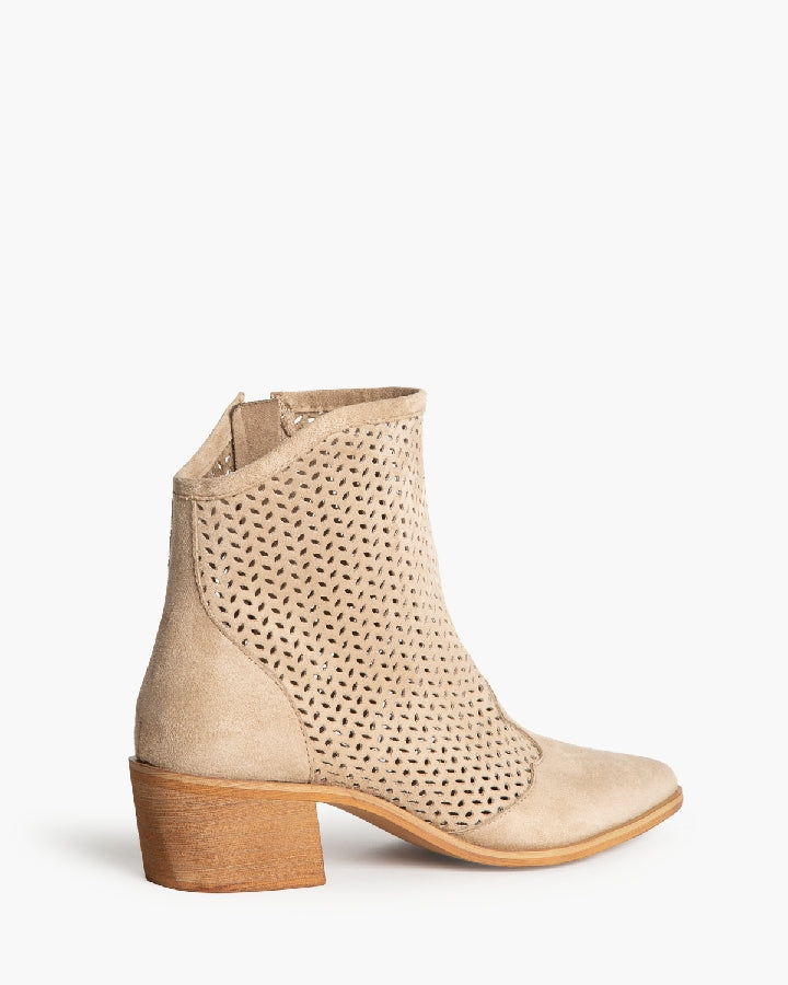 Botins Athena