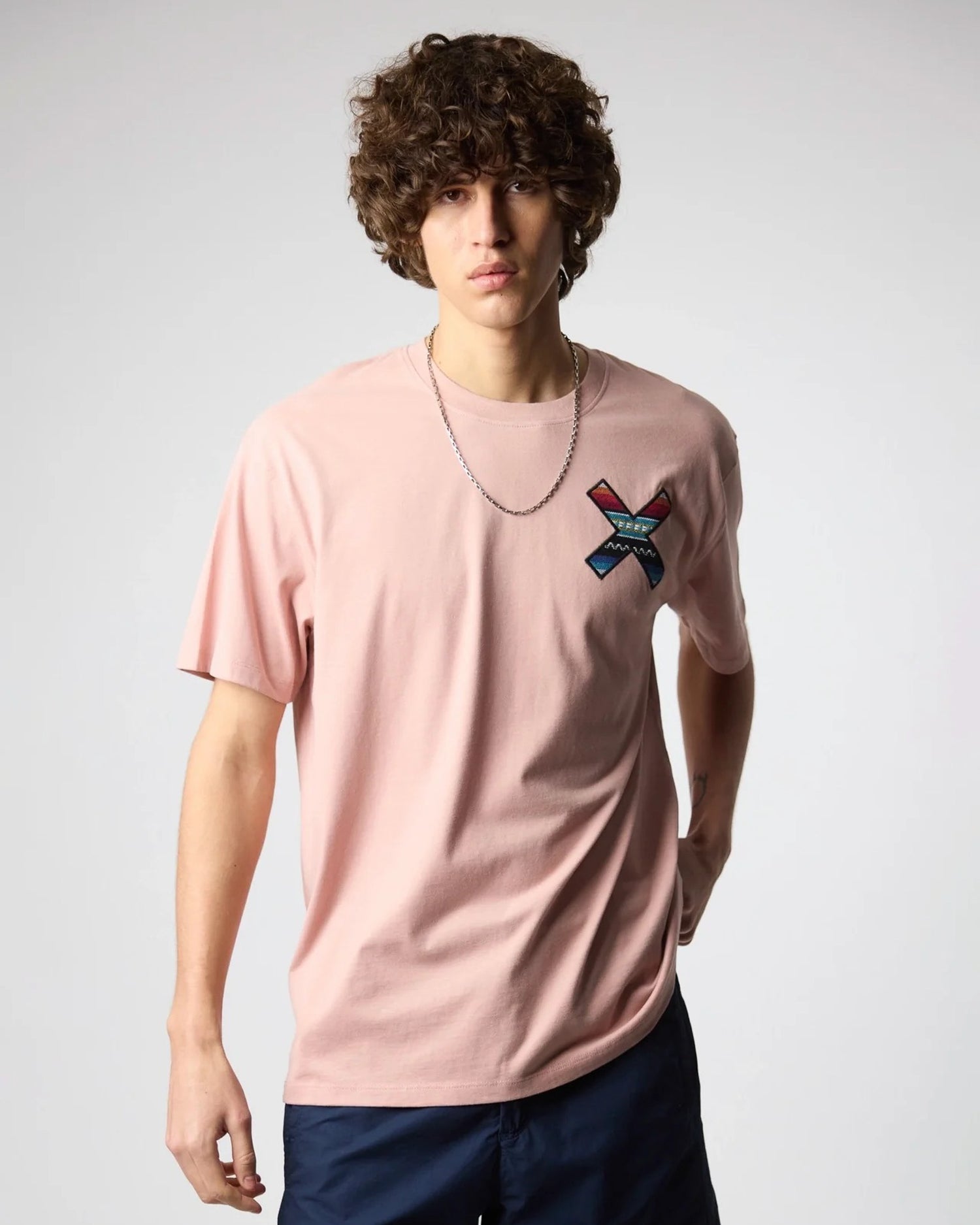 T-Shirt Clássica Peach Blue Banana
