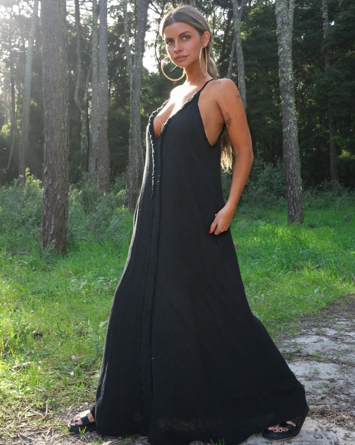 VESTIDO DE LINO