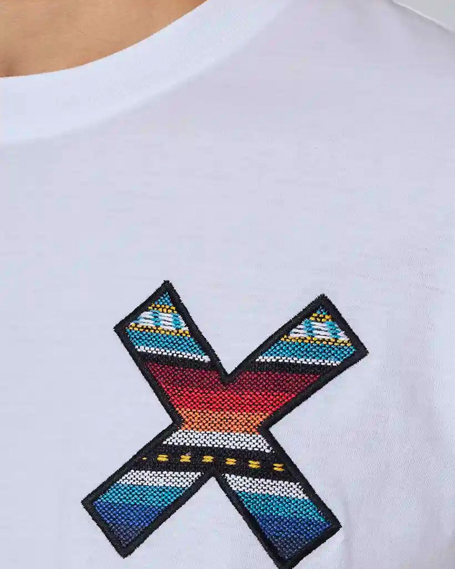 T-Shirt Clássica Branco Blue Banana