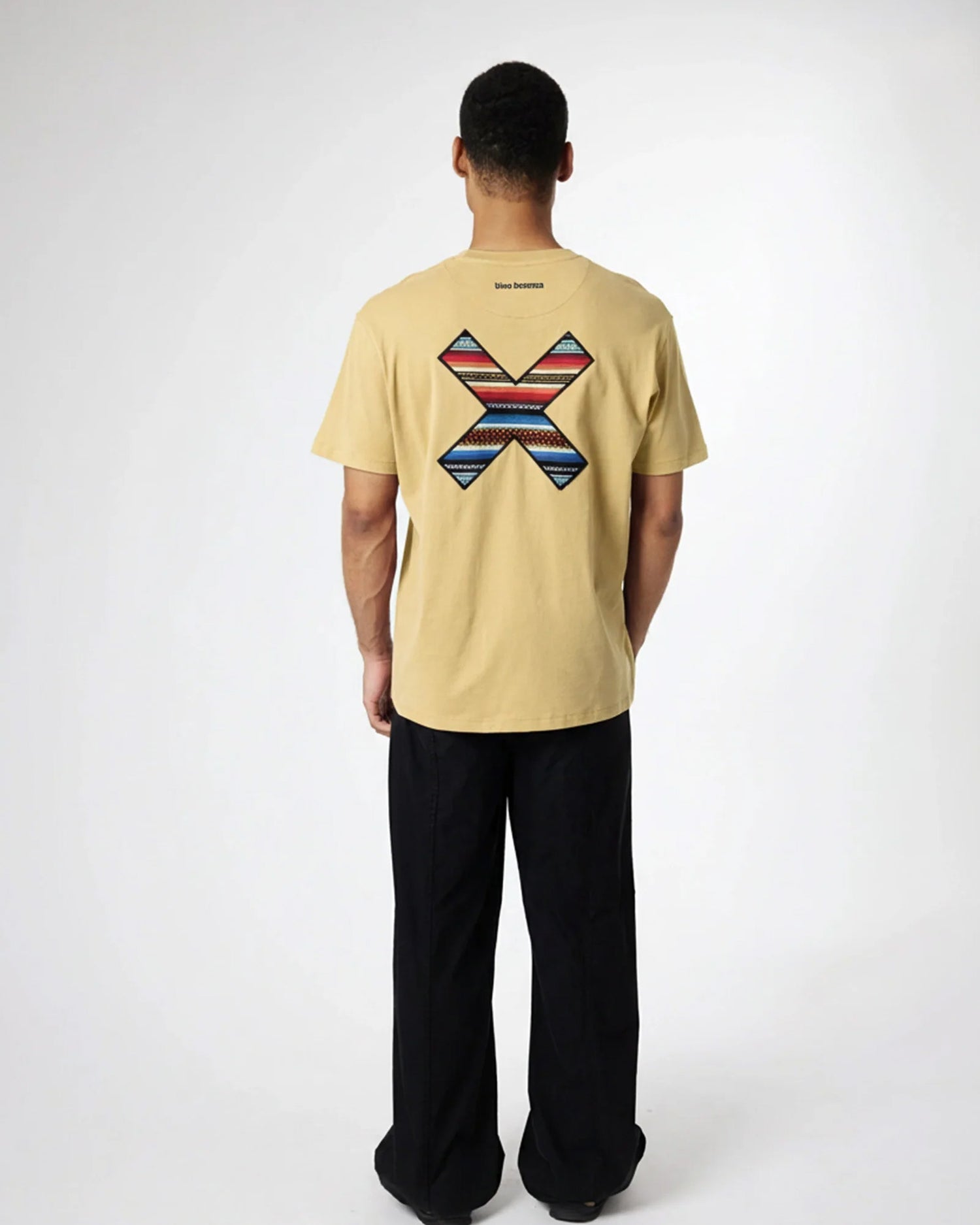 T-Shirt Clássica Amarelo Blue Banana