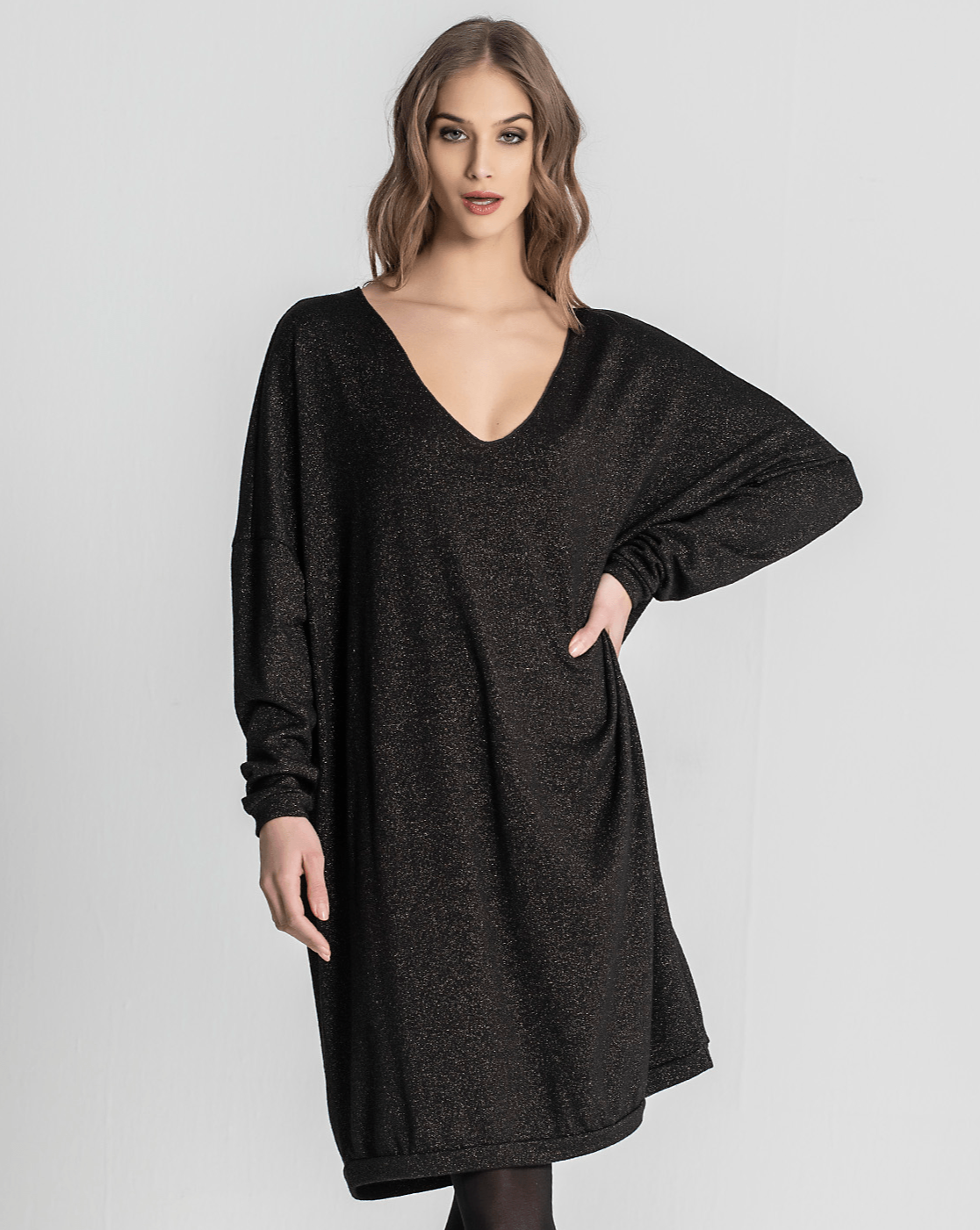 Vestido Preto com Brilho Ruga