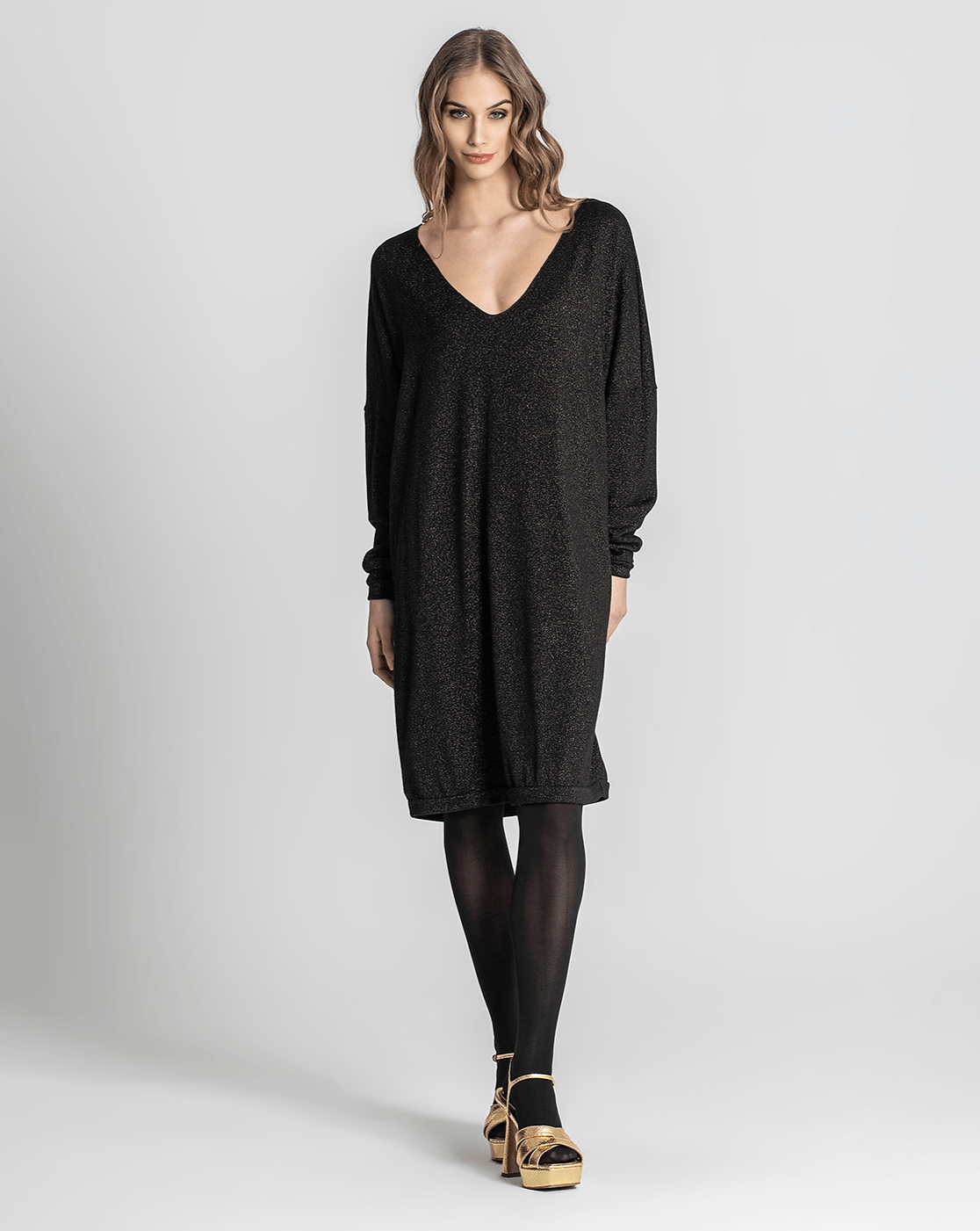 Vestido Preto com Brilho Ruga